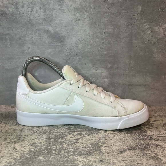 Nike Court Royale Sneakers Womens sz 8.5 - white - Picture 3 of 9